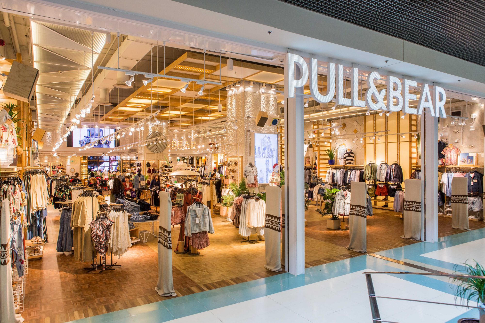 Existe Palacio Nombrar Pull & Bear - C.C Ponte Vella | Centro Comercial Ponte Vella